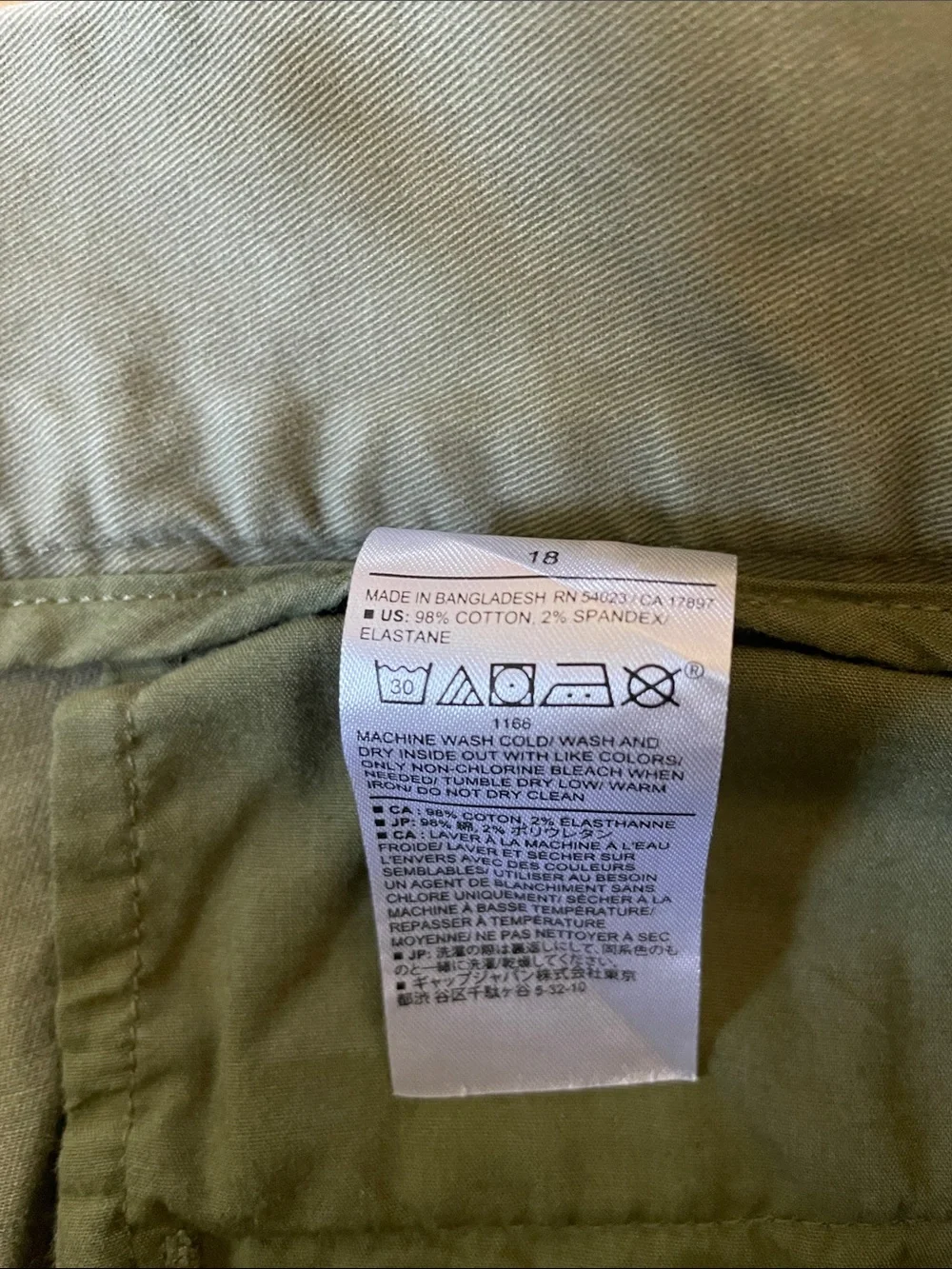 NWT - Banana Republic Chino Pleated Crop Pants Army green Plus Size 18